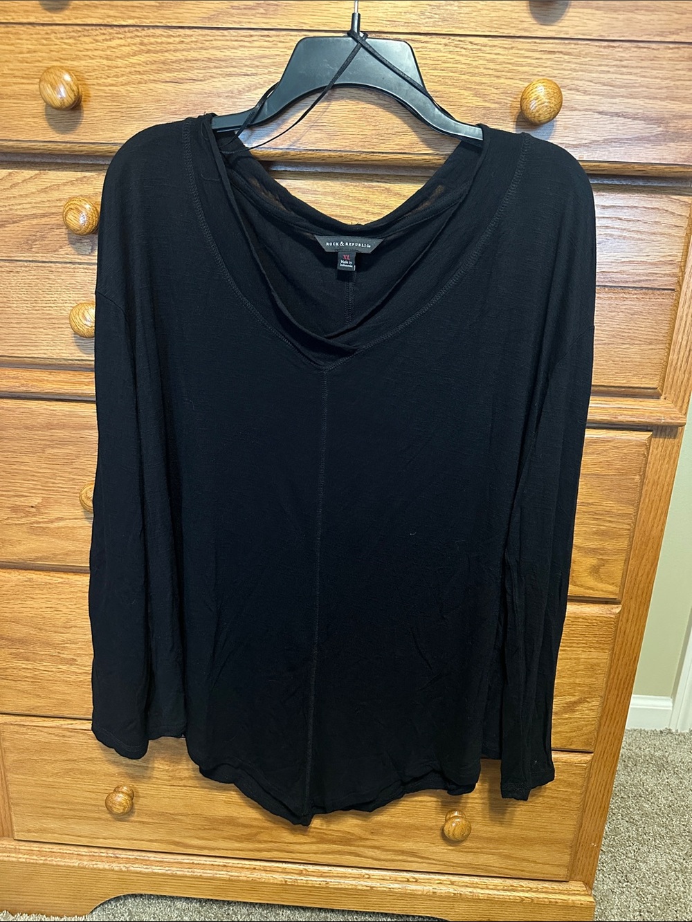 Rock & Republic Black Long Sleeve V-Neck Layered Look Top, size XL